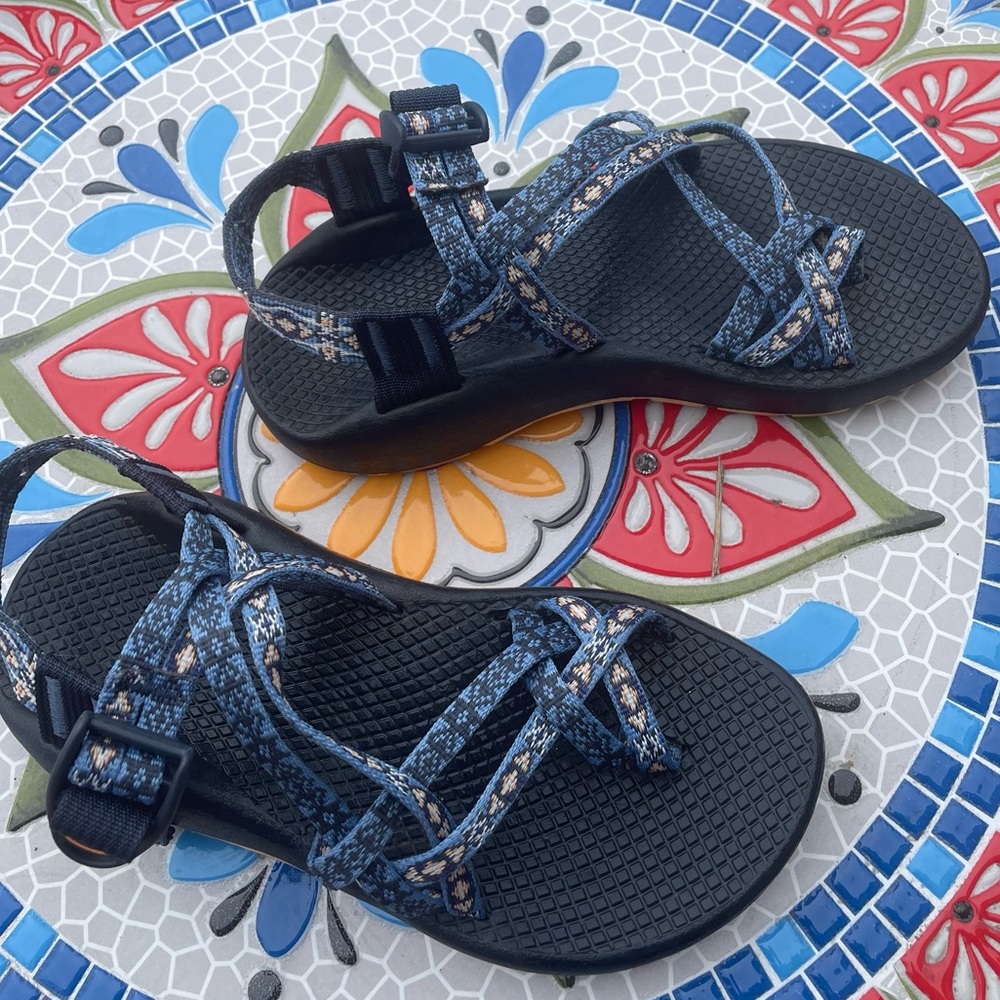 Blue Design Strappy Chacos